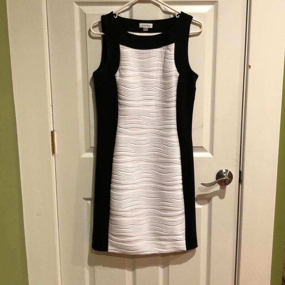 Calvin Klein black & white dress size 10